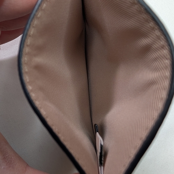 Kate Spade Spencer Bloom Floral Card Holder - Picture 3 of 4